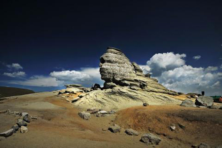 Bucegi-mountains-romania-nature-sphinx-2570496-480x320-1433836661